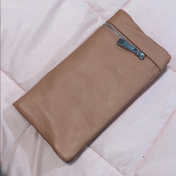 Target Clutch - Picture 3 of 3